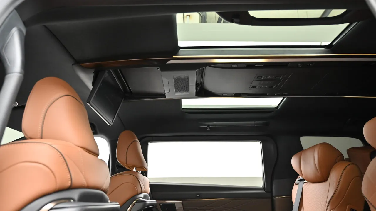 Toyota Alphard — miniaturë 36