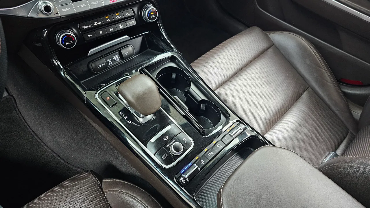 Kia Stinger — miniaturë 9