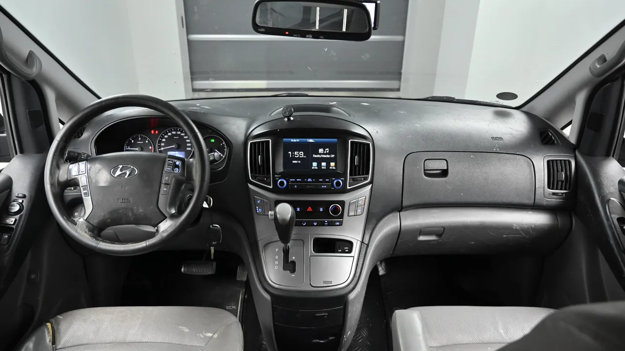 Hyundai Starex — miniaturë 7