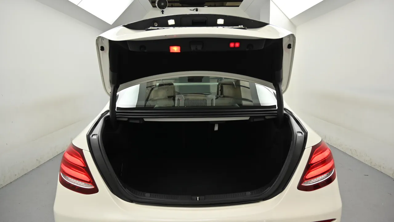 Mercedes-Benz E-klasse — miniaturë 19