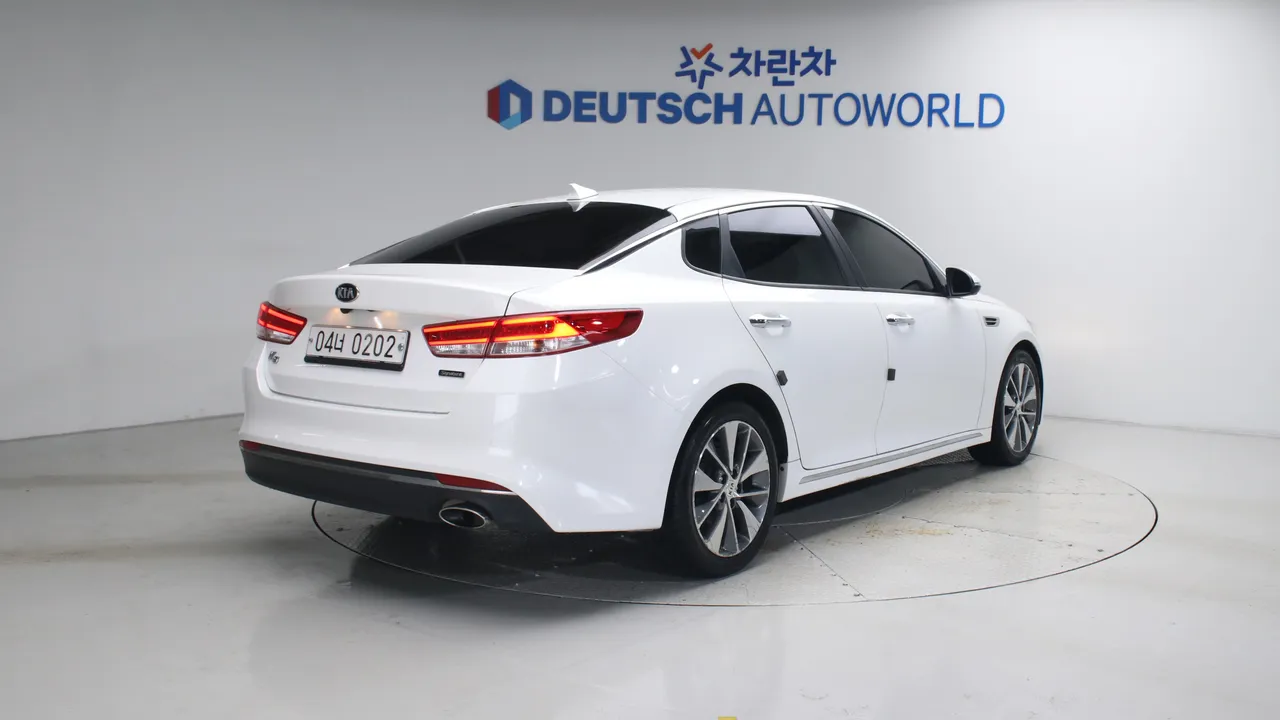 Kia K5 — miniaturë 2