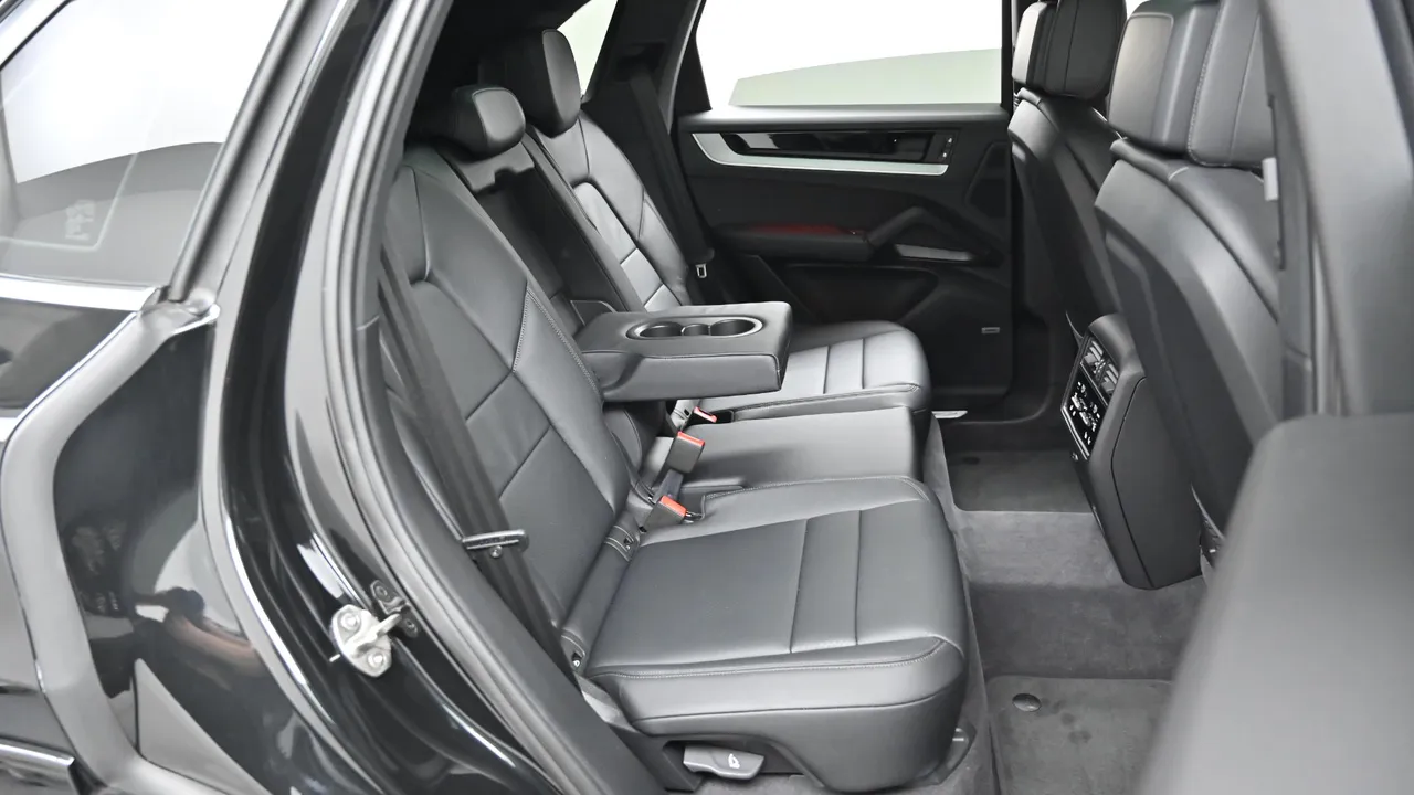 Porsche Cayenne — miniaturë 12