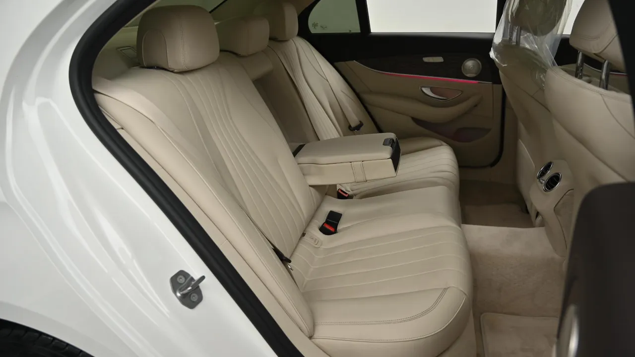 Mercedes-Benz E-klasse — miniaturë 12