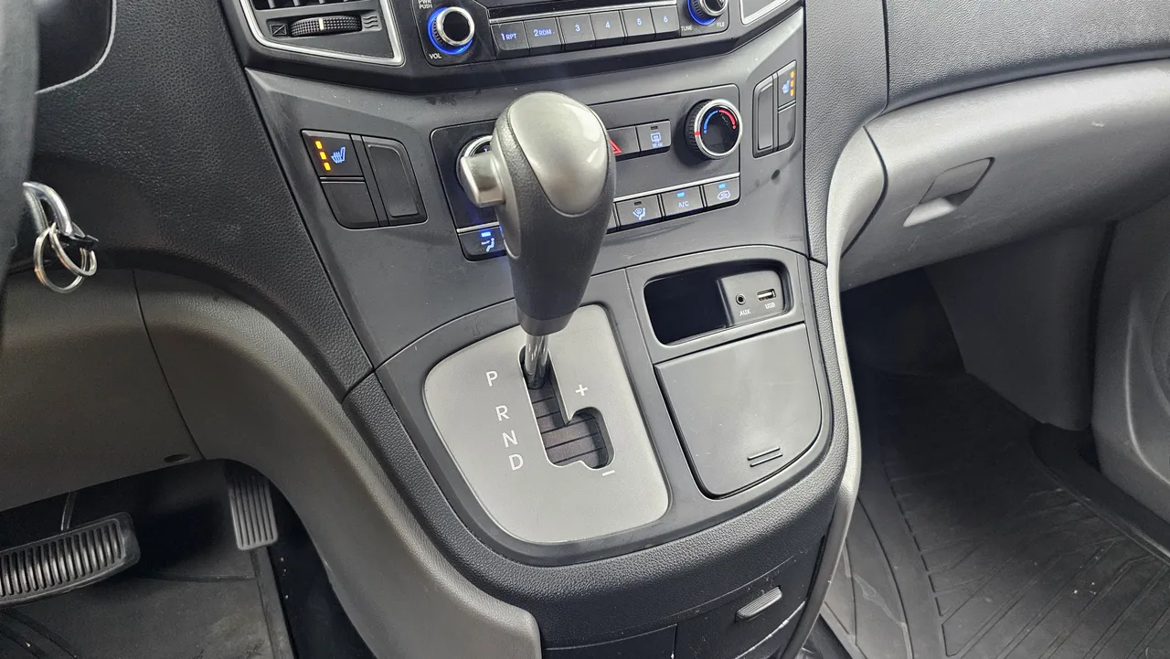 Hyundai Starex — miniaturë 9