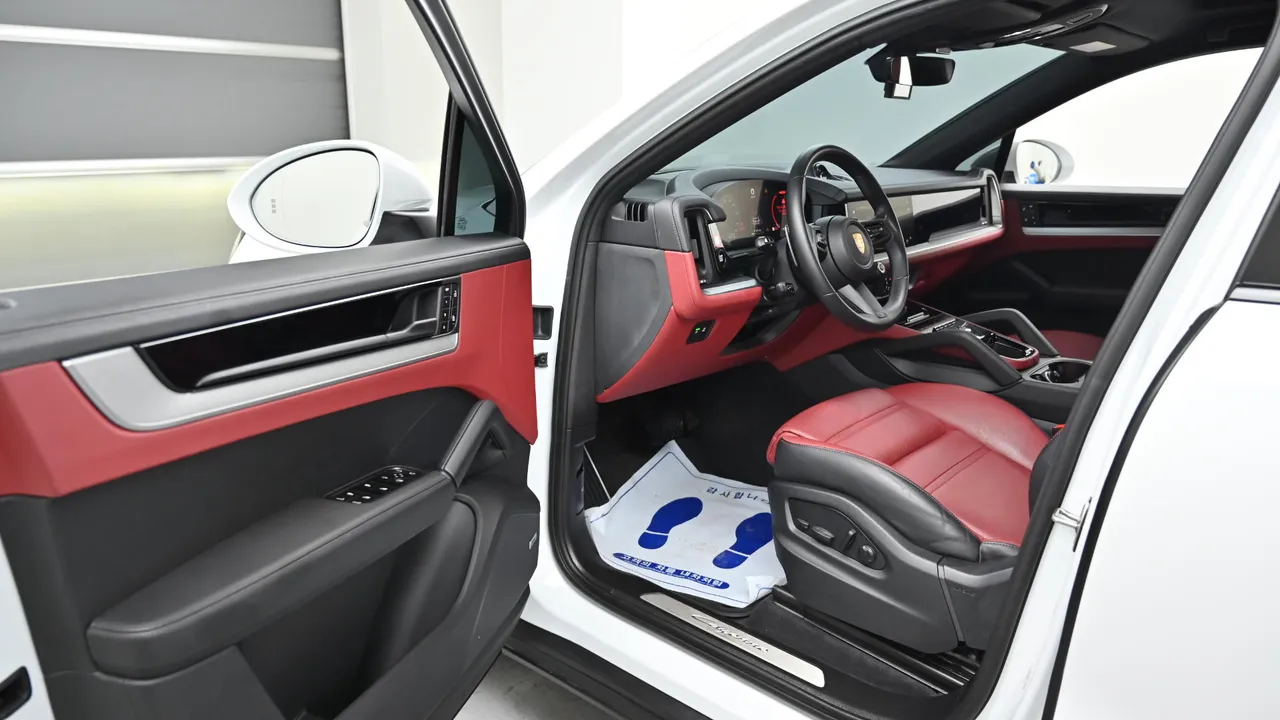 Porsche Cayenne — miniaturë 11