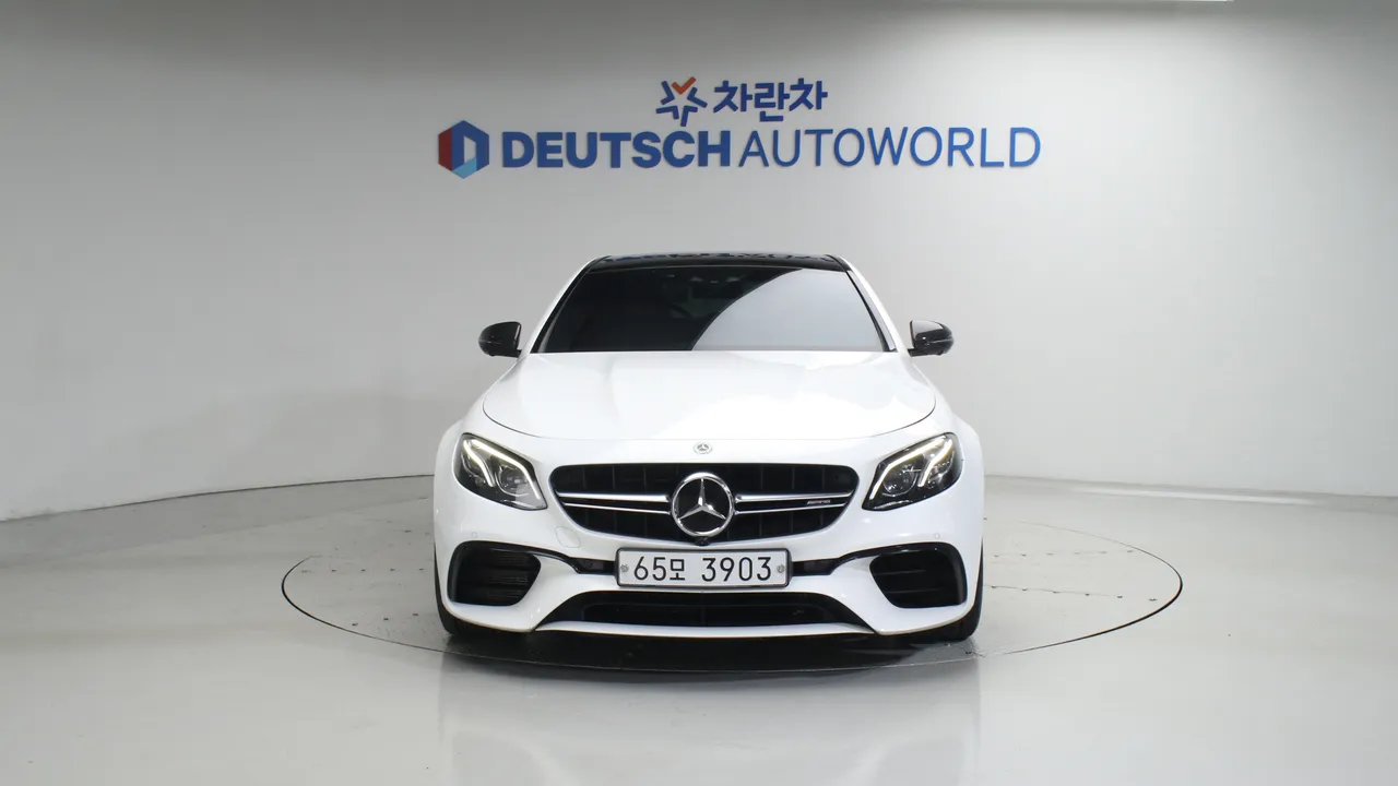Mercedes-Benz E-klasse — miniaturë 3