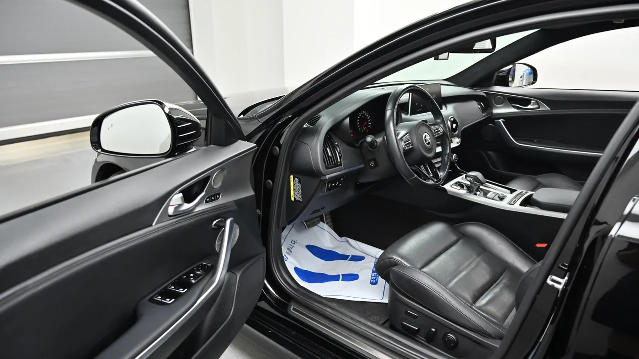 Kia Stinger — miniaturë 11