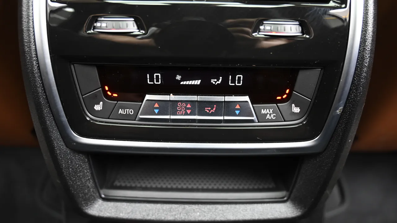 BMW X7 — miniaturë 16