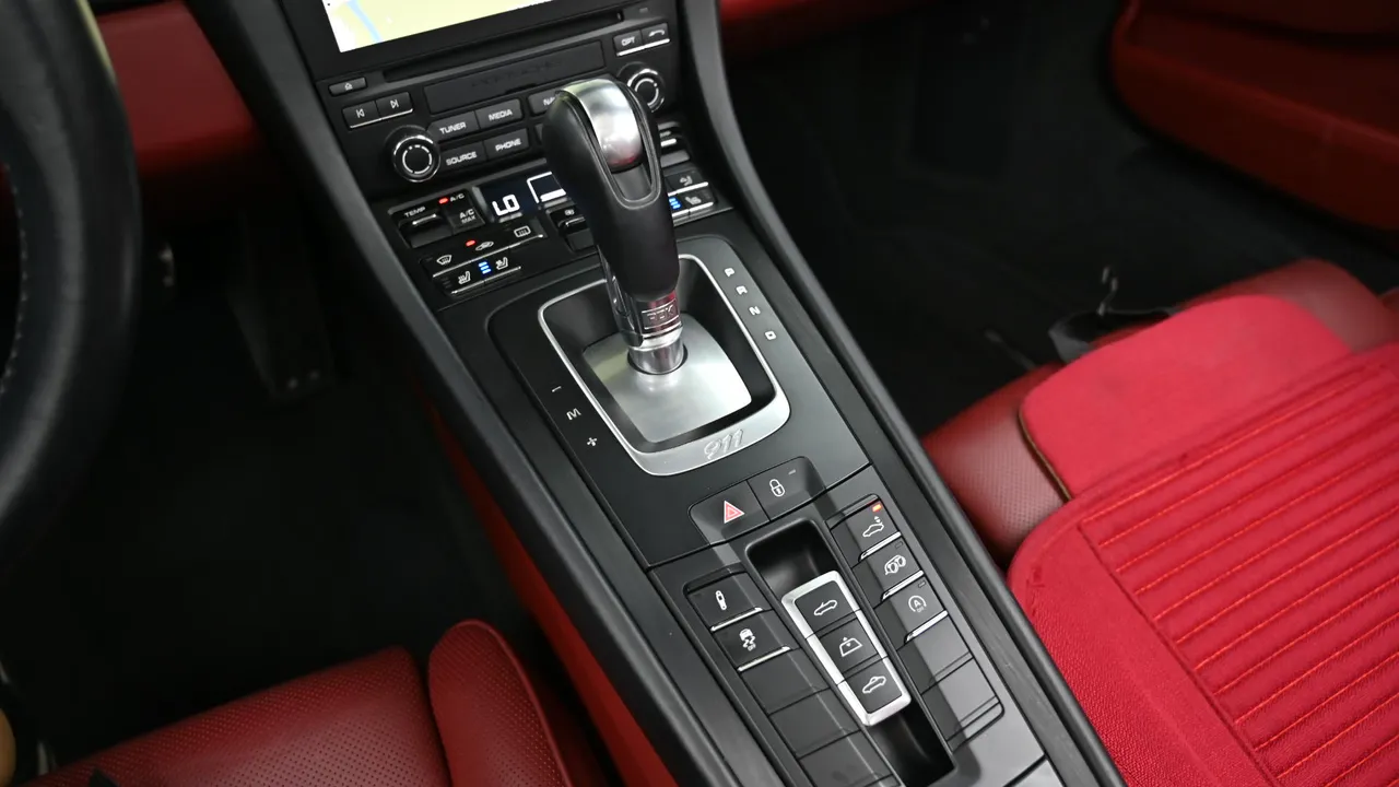 Porsche 911 — miniaturë 9