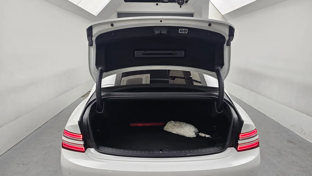 Genesis G80 — miniaturë 19