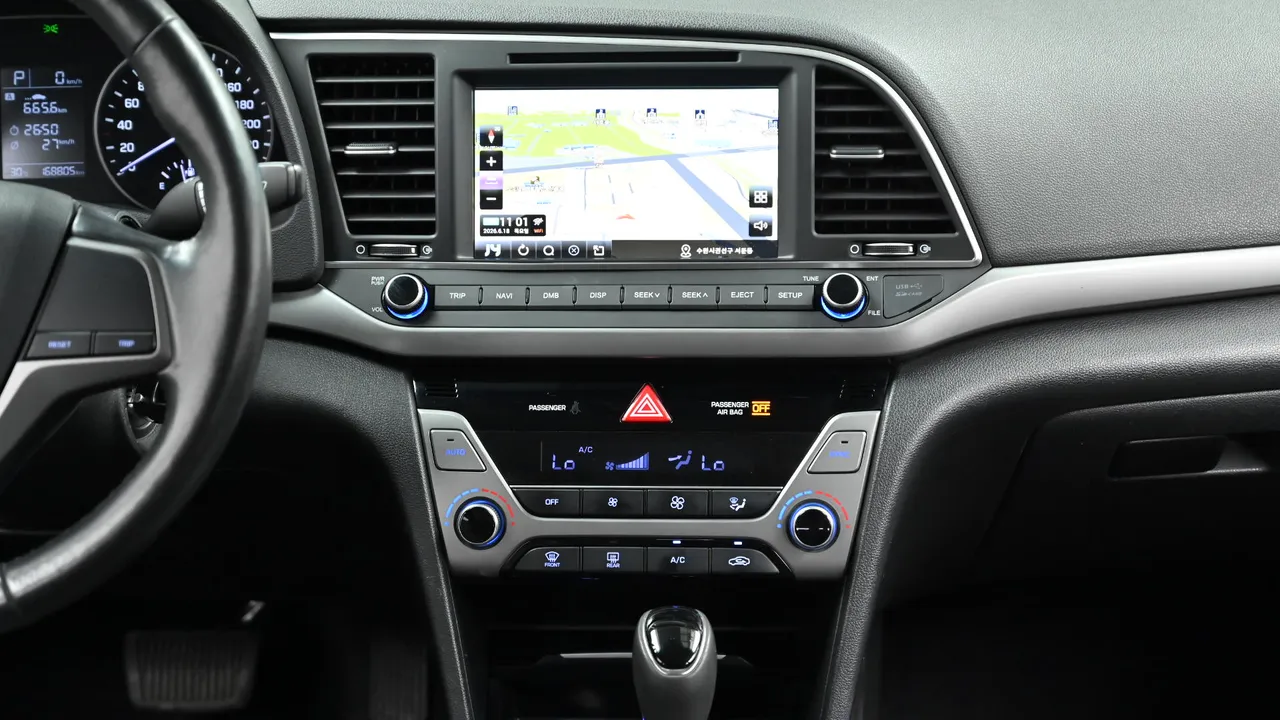 Hyundai Avante — miniaturë 23