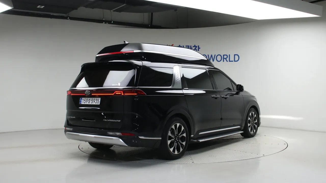 Kia Carnival — miniaturë 2