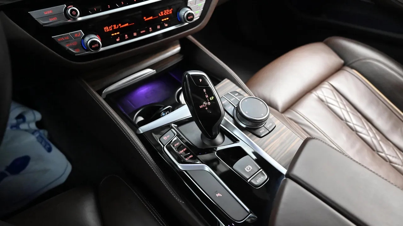 BMW 5er — miniaturë 9