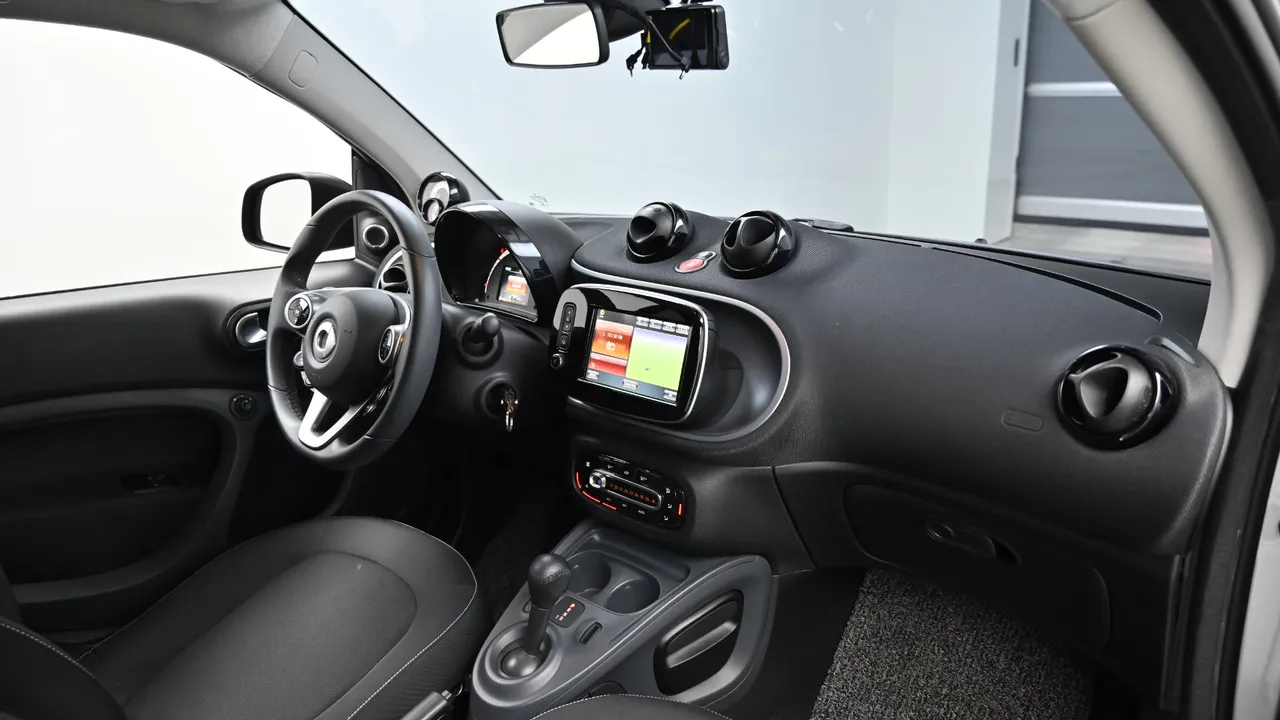 Smart Fortwo Coupe 3rd Generation 1.0