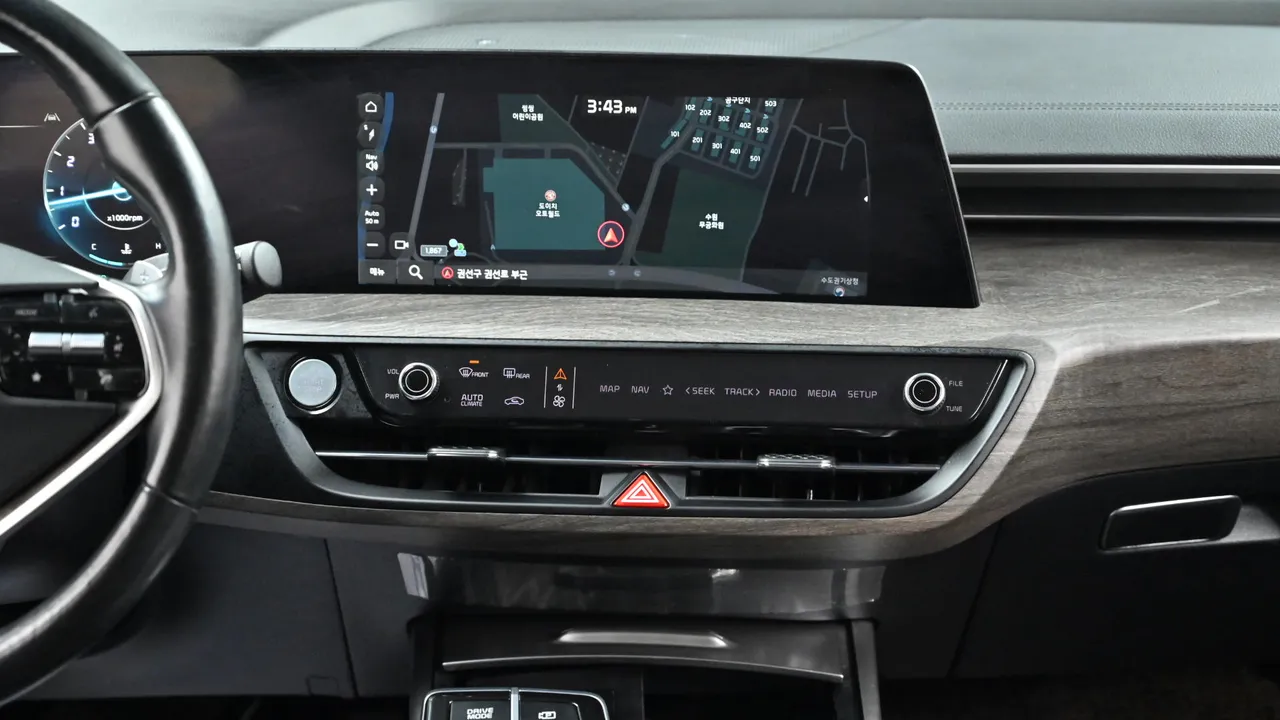 Kia K8 — miniaturë 14