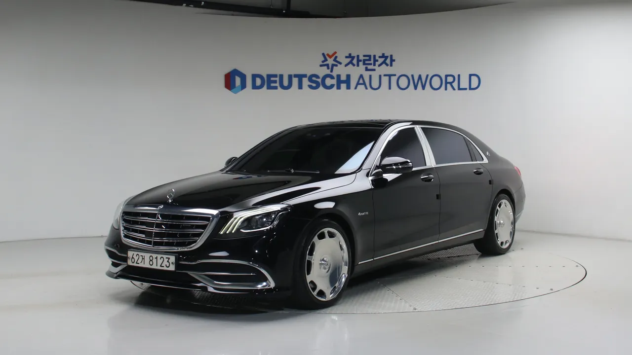 Mercedes-Benz S-klasse 마이바흐 S560 4MATIC — foto 1