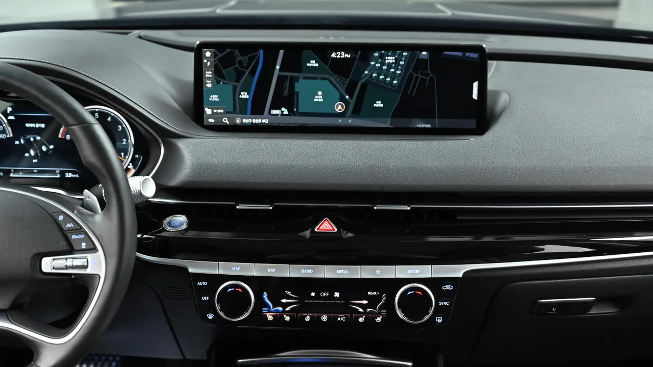 Genesis G80 — miniaturë 14