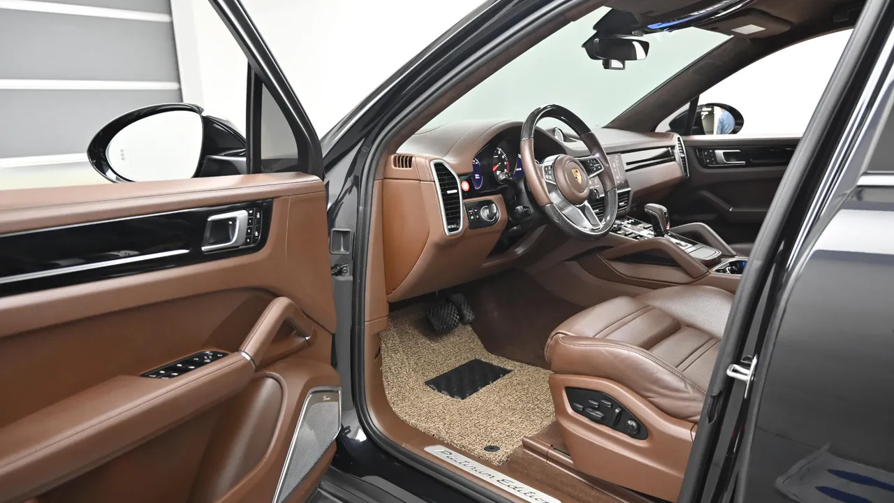 Porsche Cayenne — miniaturë 11