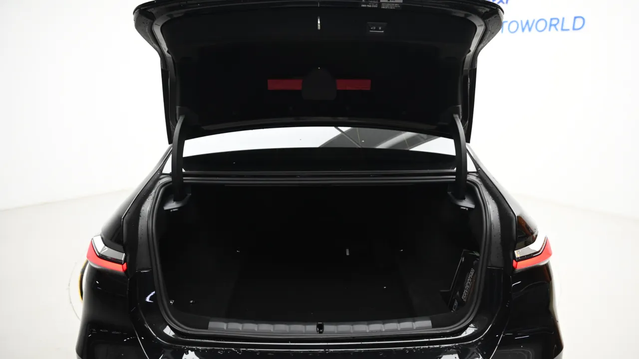 BMW 7er — miniaturë 29