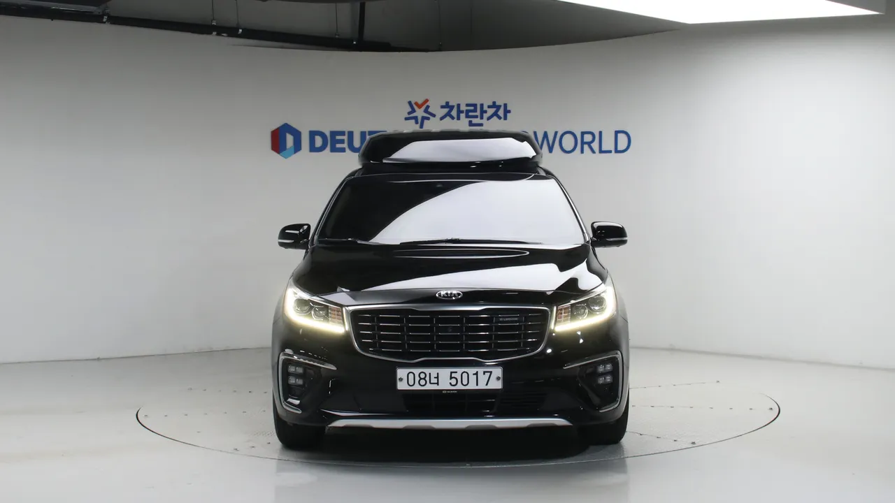 Kia Carnival — miniaturë 3
