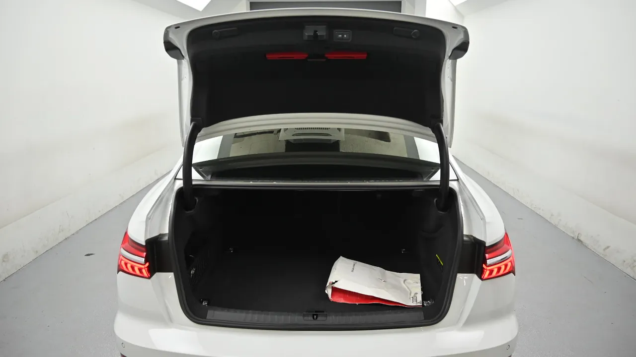 Audi A6 — miniaturë 19