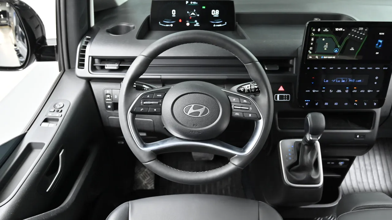 Hyundai Staria — miniaturë 13