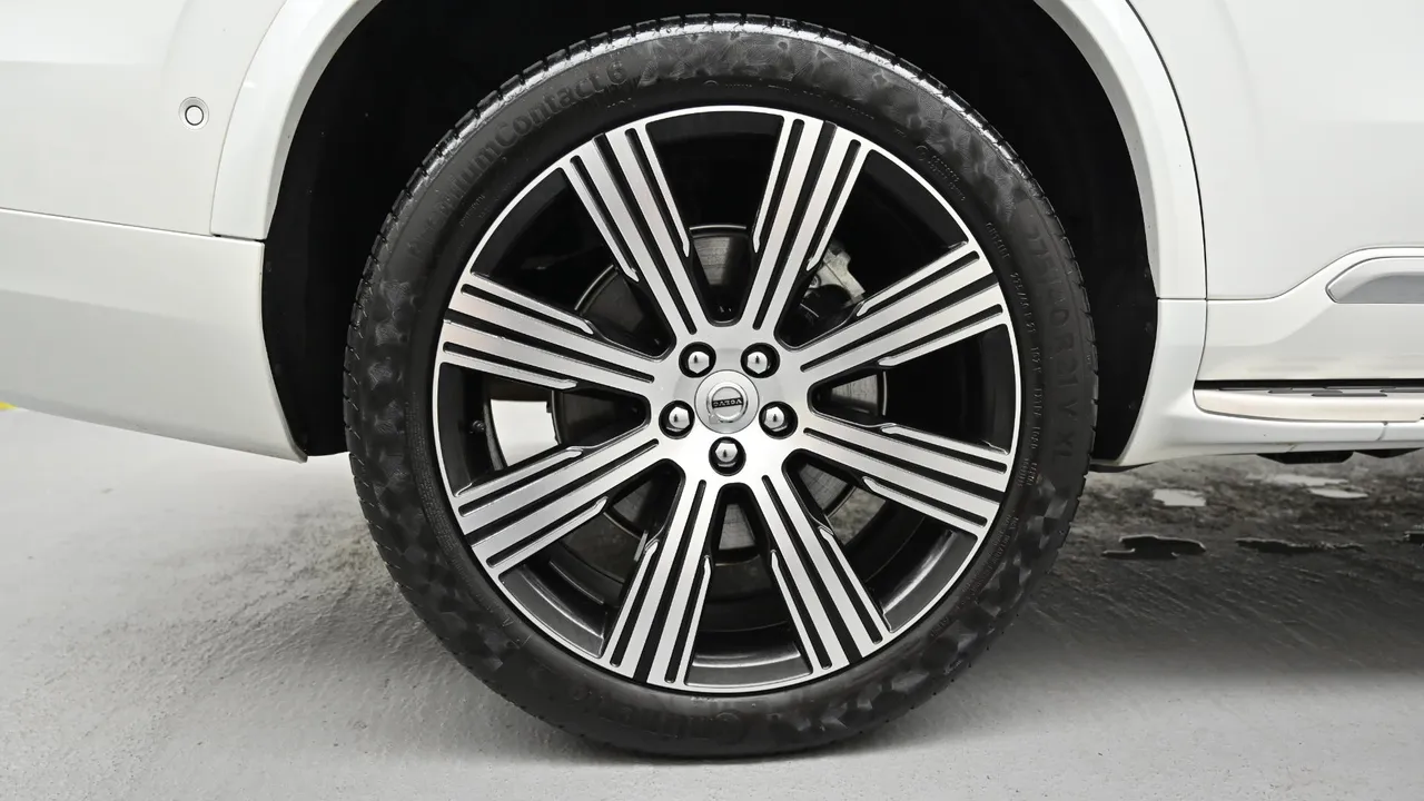 Volvo XC90 — miniaturë 5