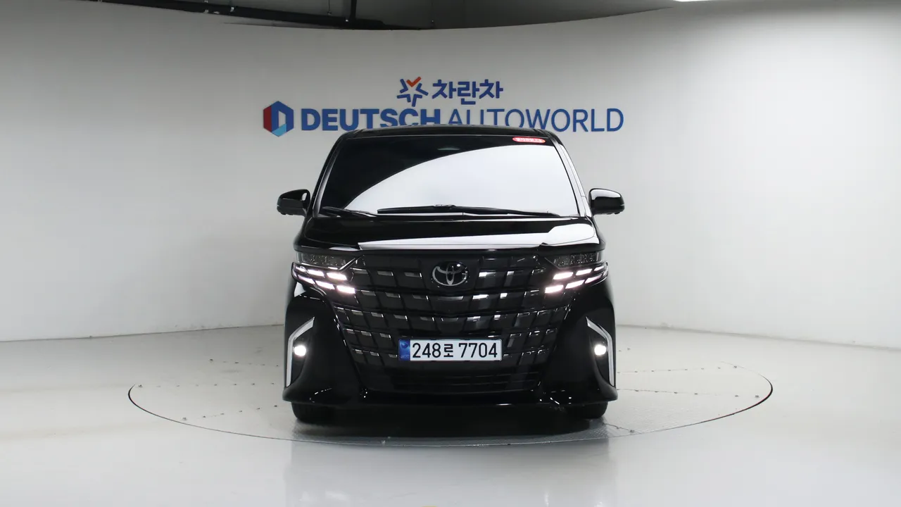 Toyota Alphard — miniaturë 3