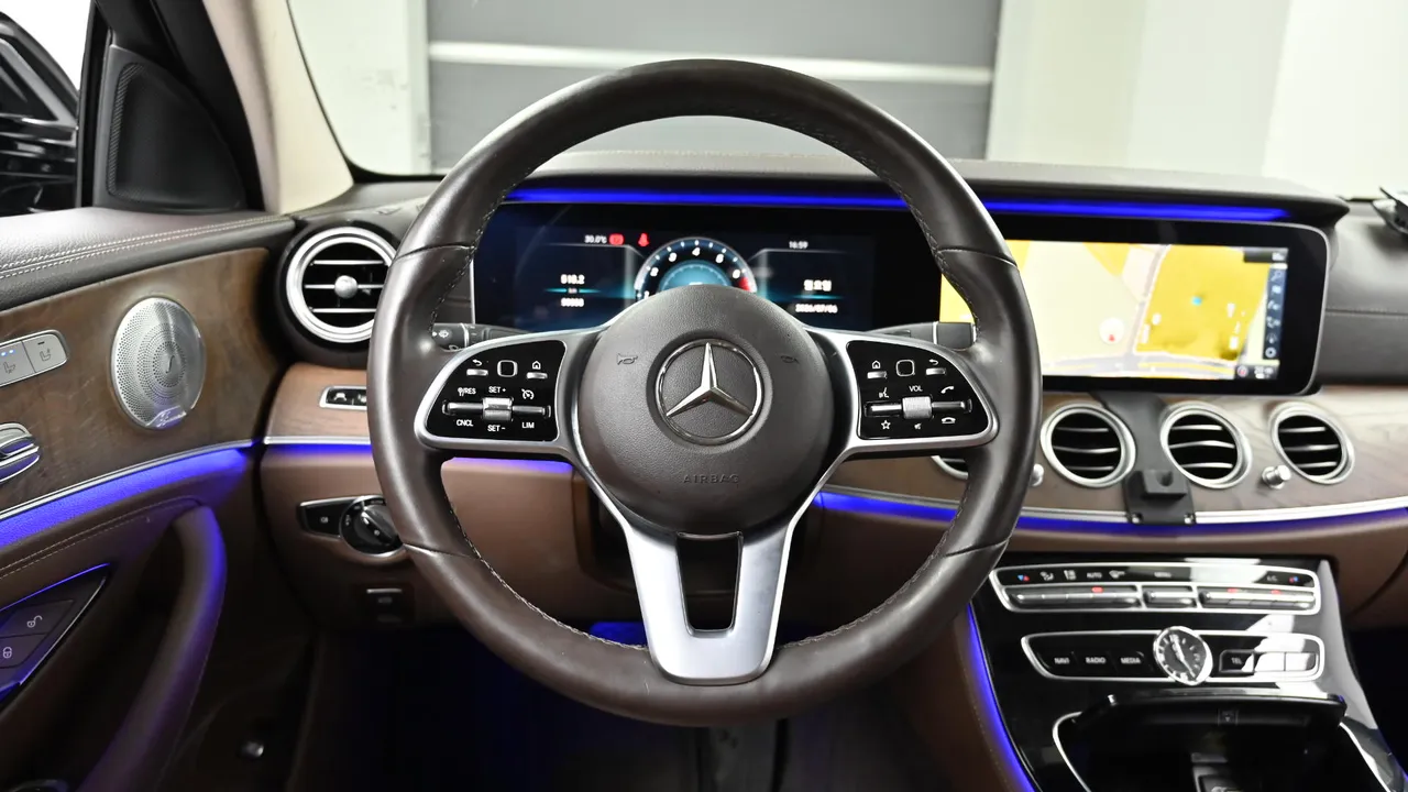 Mercedes-Benz E-klasse — miniaturë 13
