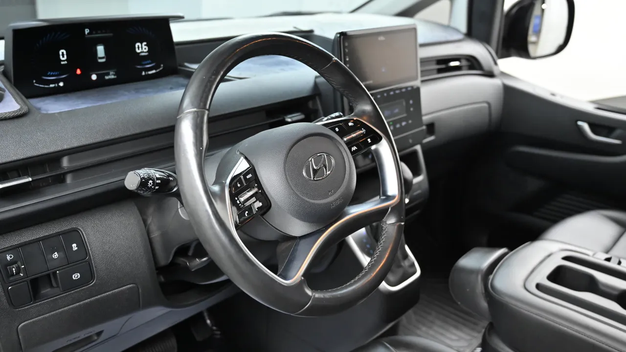 Hyundai Staria — miniaturë 31