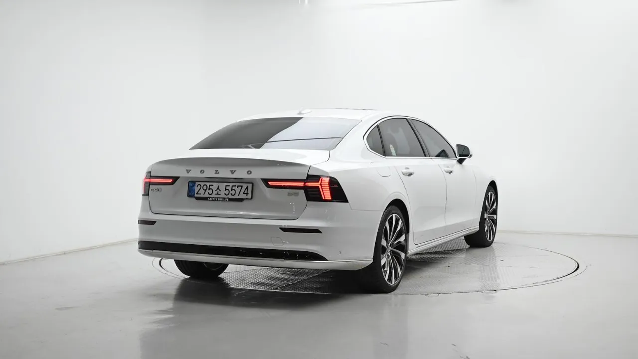 Volvo S90 — miniaturë 2