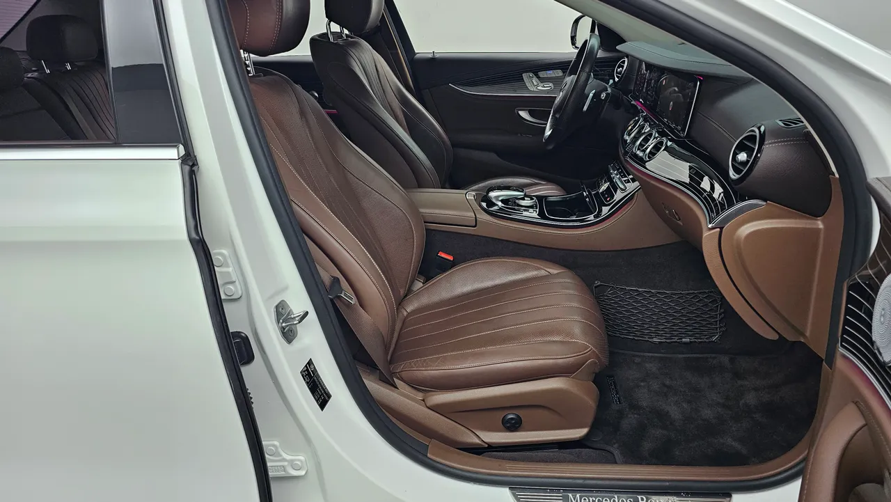 Mercedes-Benz E-klasse — miniaturë 10