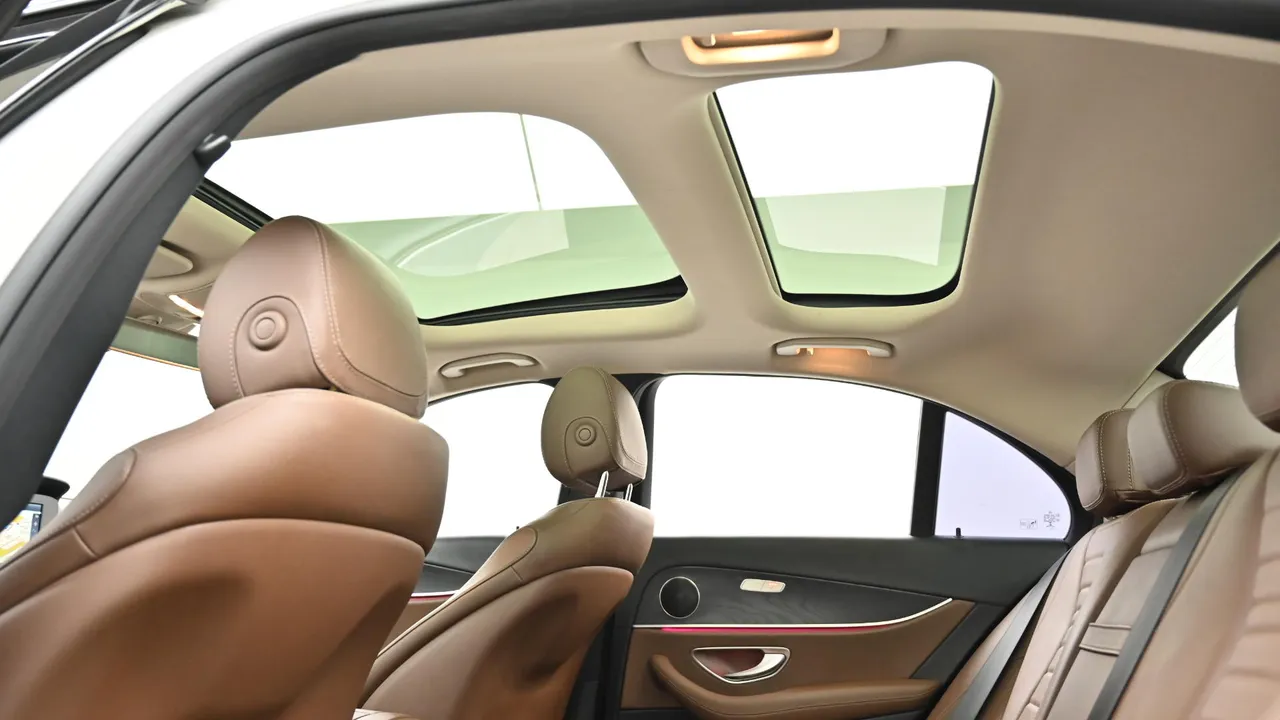 Mercedes-Benz E-klasse — miniaturë 18