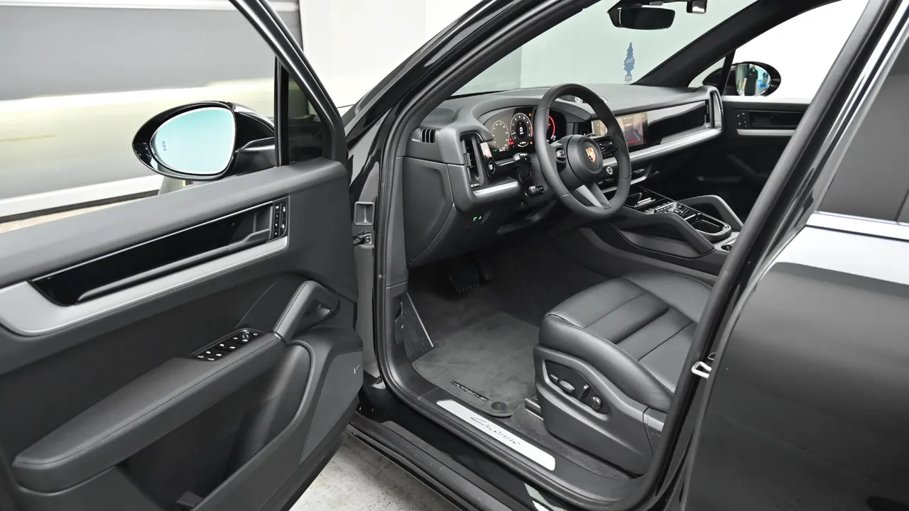 Porsche Cayenne — miniaturë 11