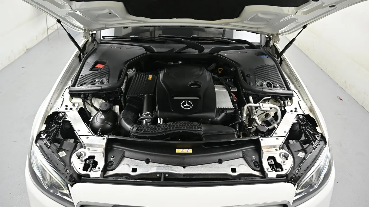 Mercedes-Benz E-klasse — miniaturë 6