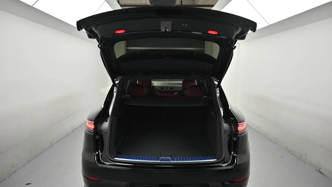 Porsche Cayenne — miniaturë 38