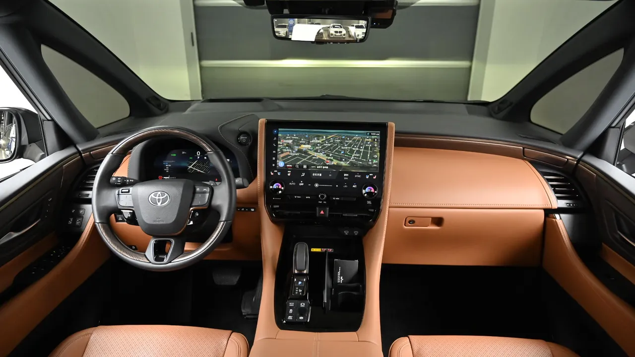 Toyota Alphard 4th Generation 2.5 HEV Executive 4WD