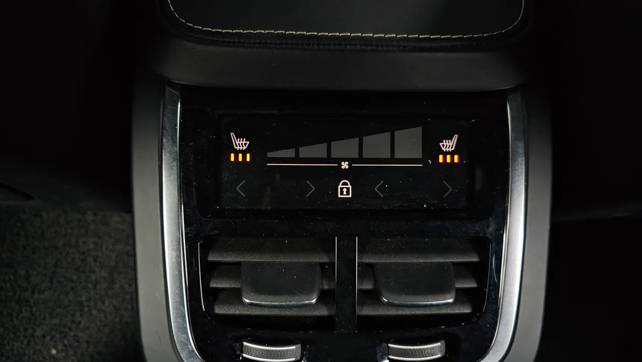 Volvo XC90 — miniaturë 43