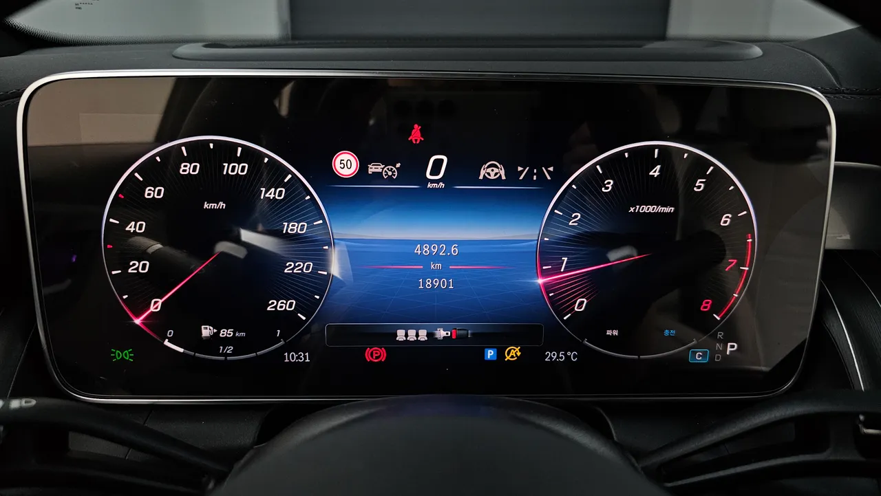 Mercedes-Benz GLC — miniaturë 8