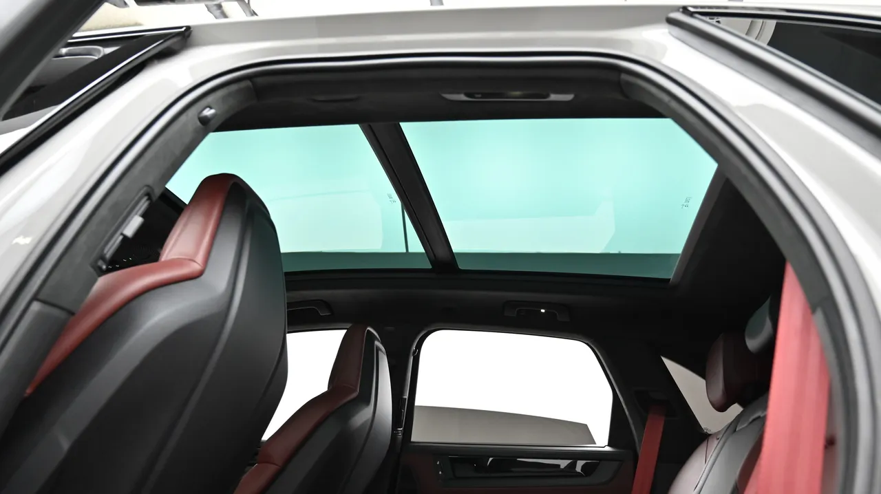 Porsche Cayenne — miniaturë 18