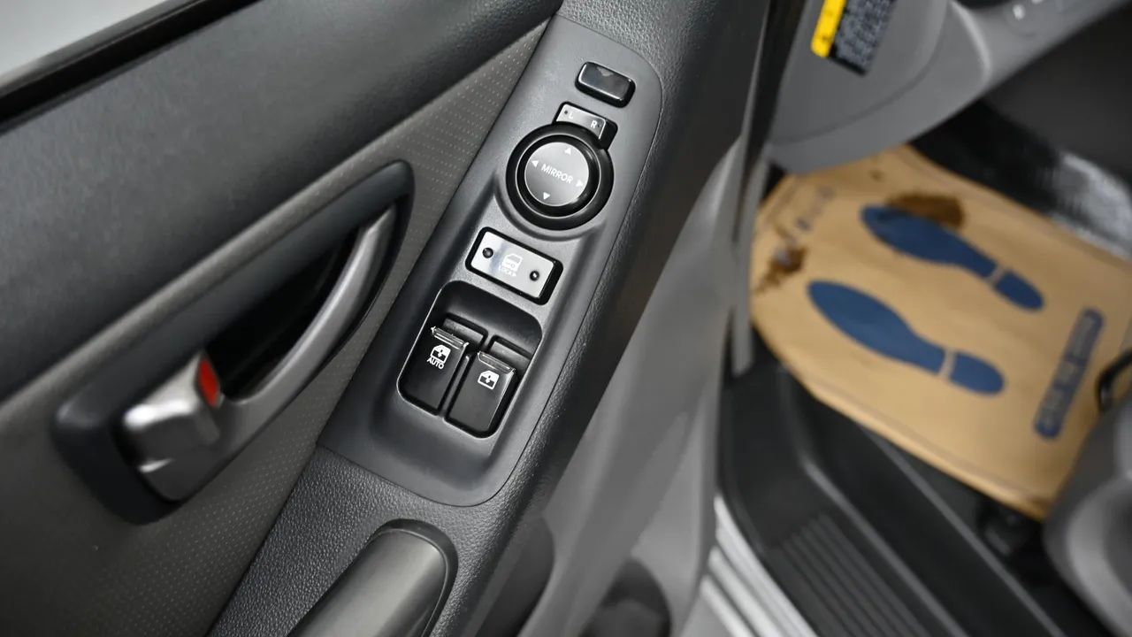 Hyundai Starex — miniaturë 15