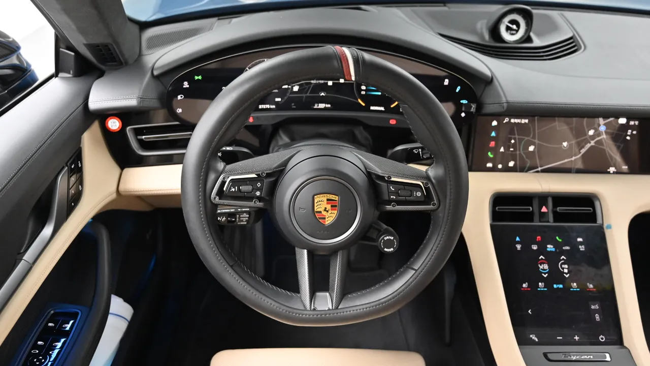 Porsche Taycan — miniaturë 13