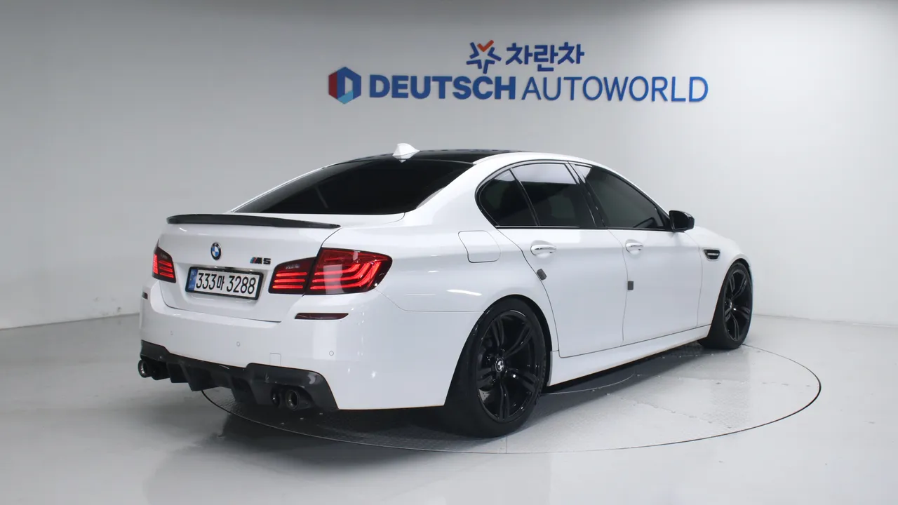 BMW M5 (F10) M5 Седан