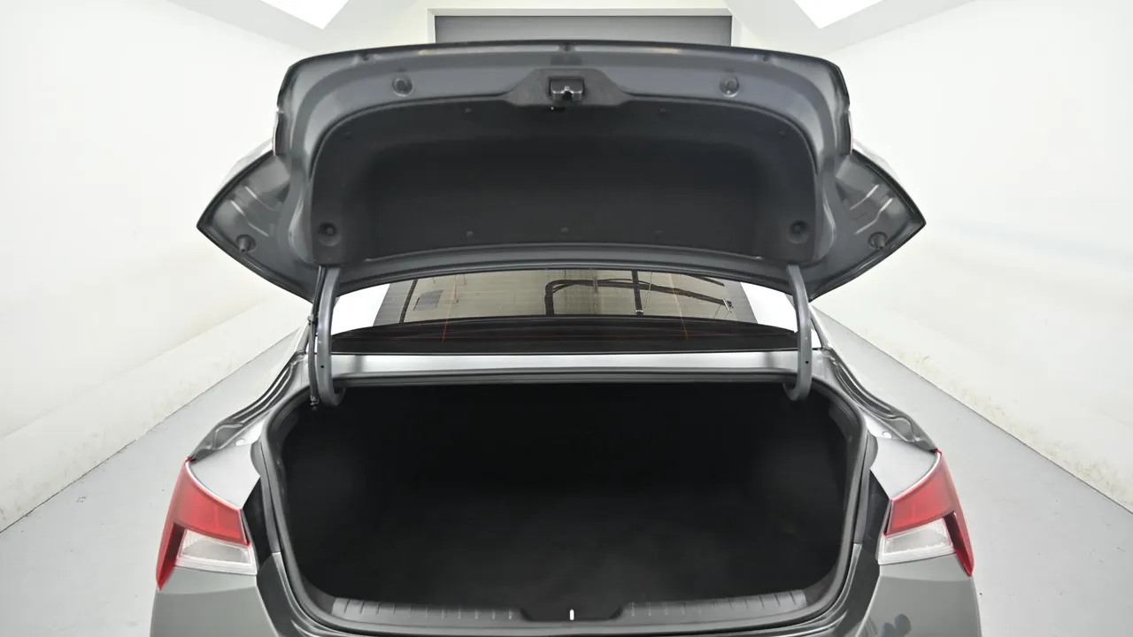 Hyundai Avante — miniaturë 19
