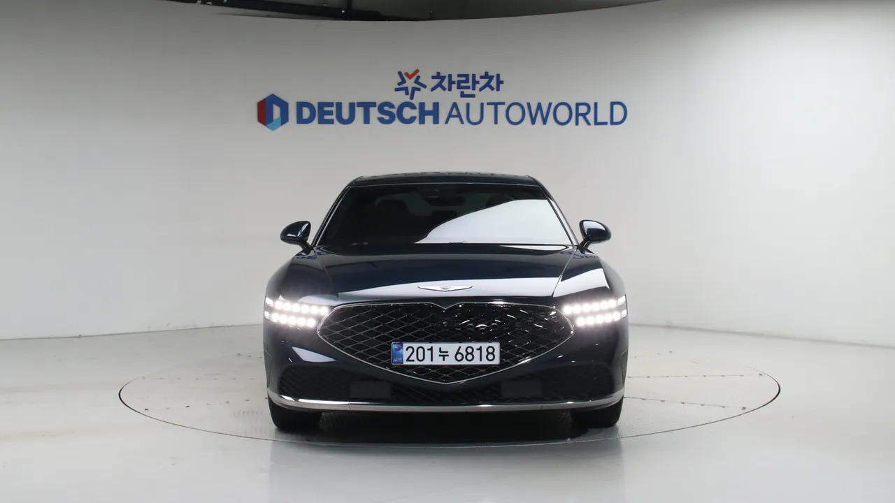 Genesis G90 — miniaturë 3
