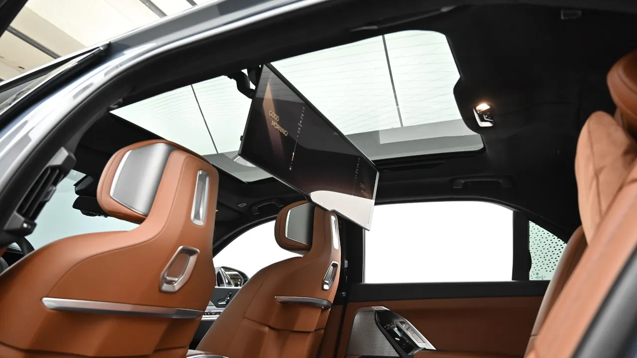 BMW 7er — miniaturë 18