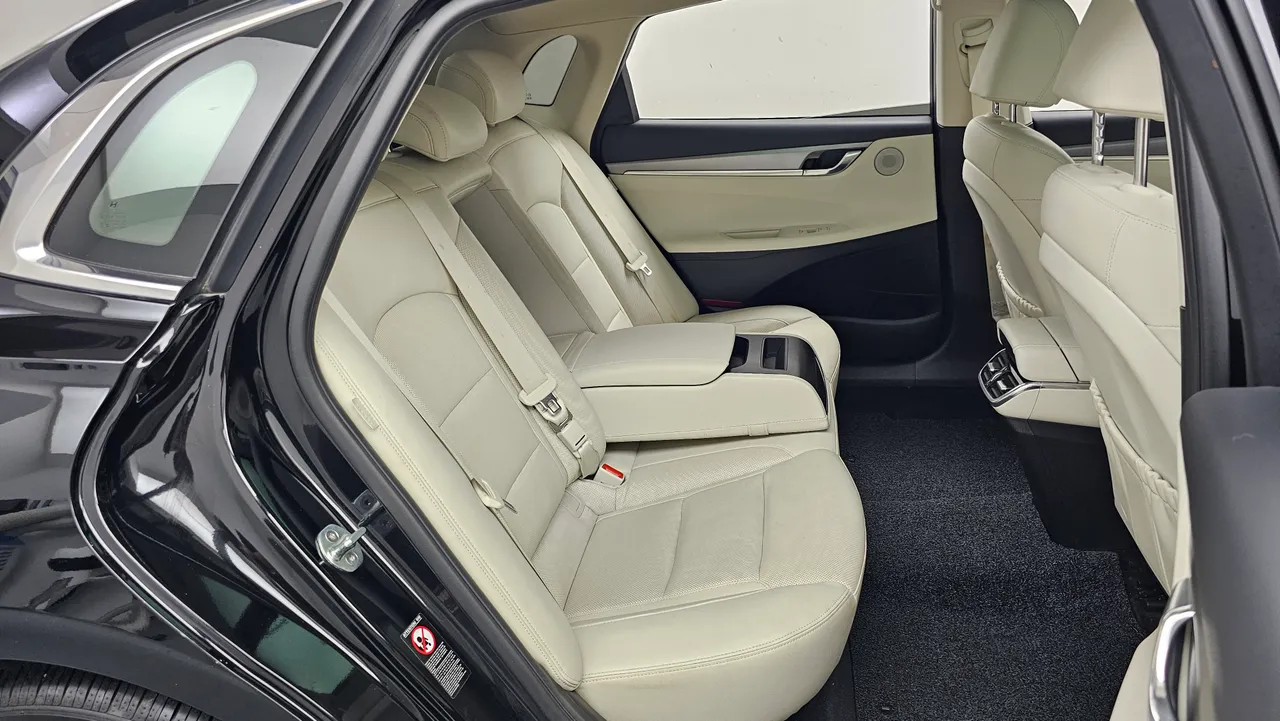 Hyundai Grandeur — miniaturë 12