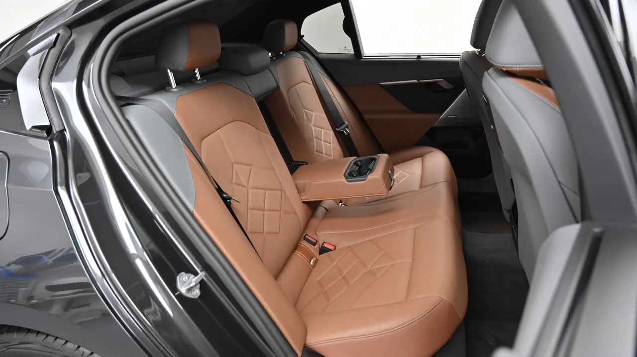 BMW 5er — miniaturë 12