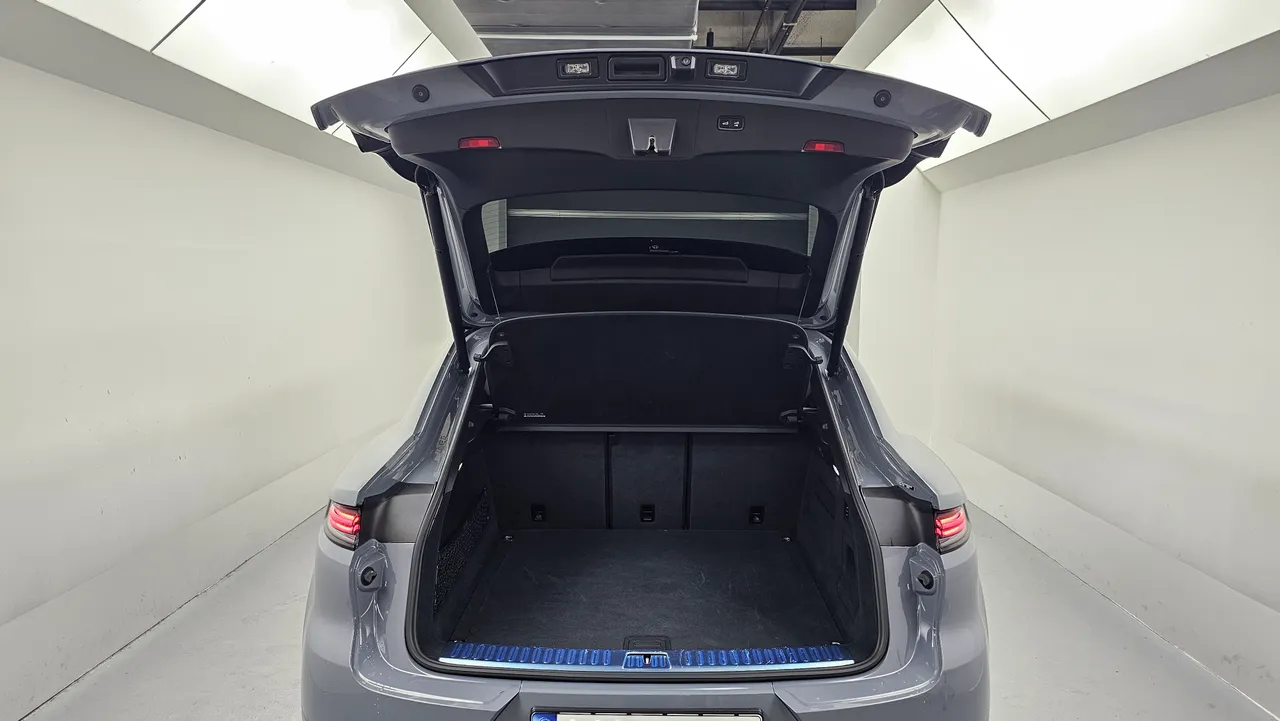 Porsche Cayenne — miniaturë 28