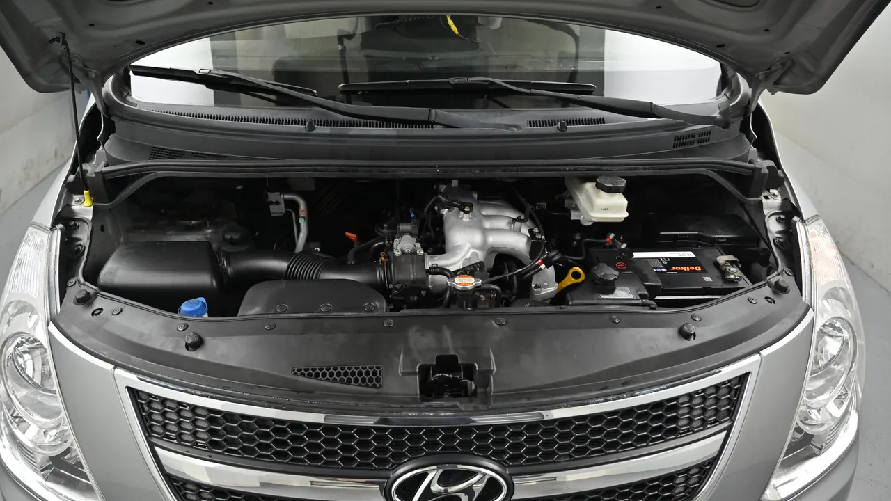 Hyundai Starex — miniaturë 6